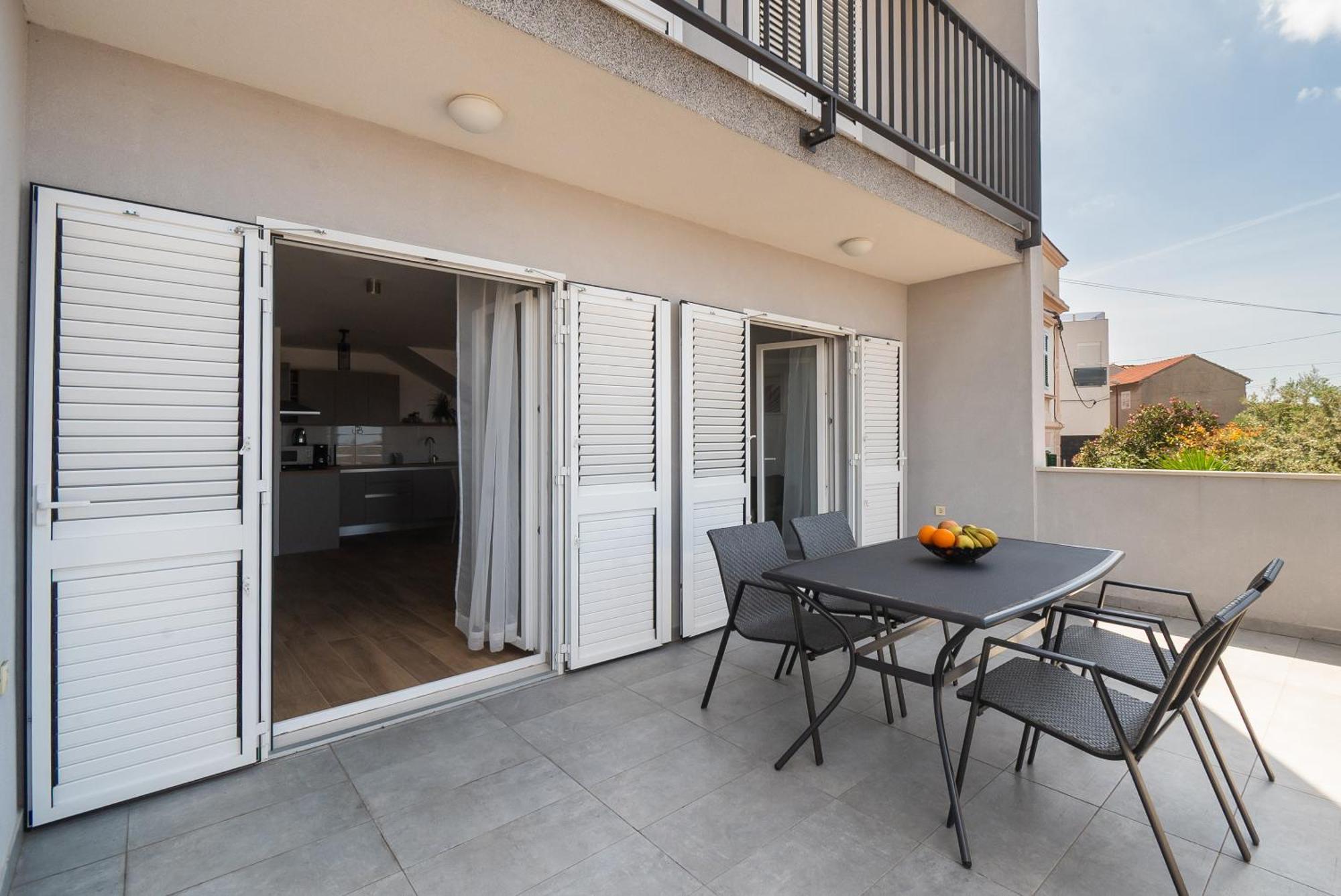 Apartman Miriam Sibenik Luaran gambar
